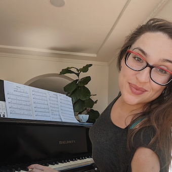 Stephanie Yuhas Profile