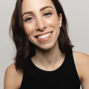 Christina Reis Profile