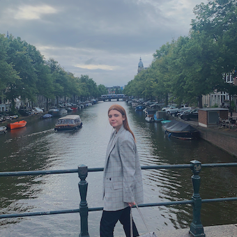 Karyna Dovnich Profile