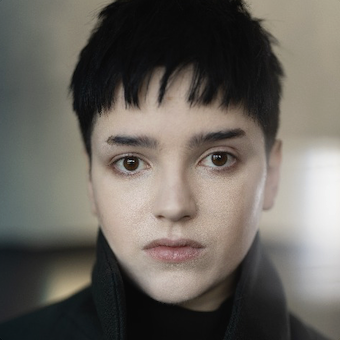 Blu del Barrio Profile