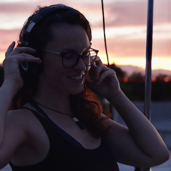 Ayla Mackinnon Profile